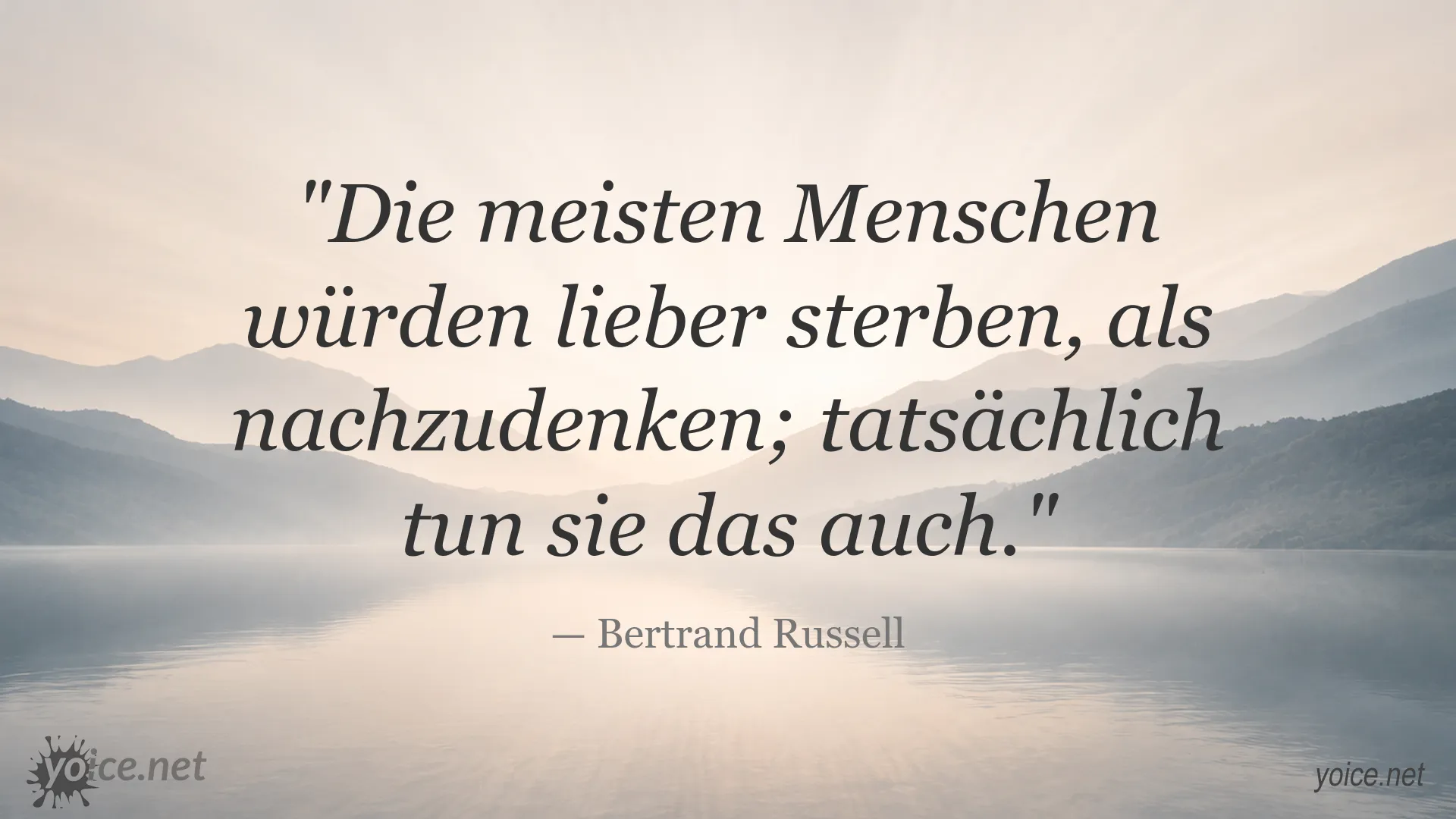 Zitatbild mit einem Zitat von Bertrand Russell über Denken und menschliche Natur