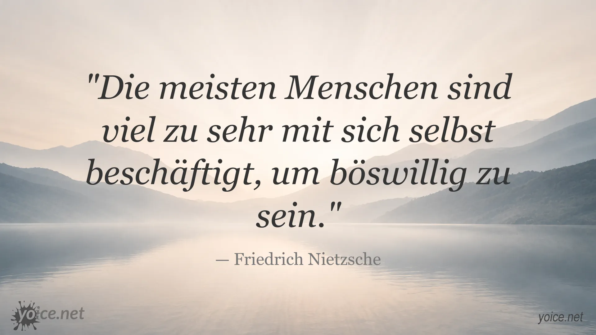 Zitatgrafik von Friedrich Nietzsche über die Beschäftigung der Menschen mit sich selbst