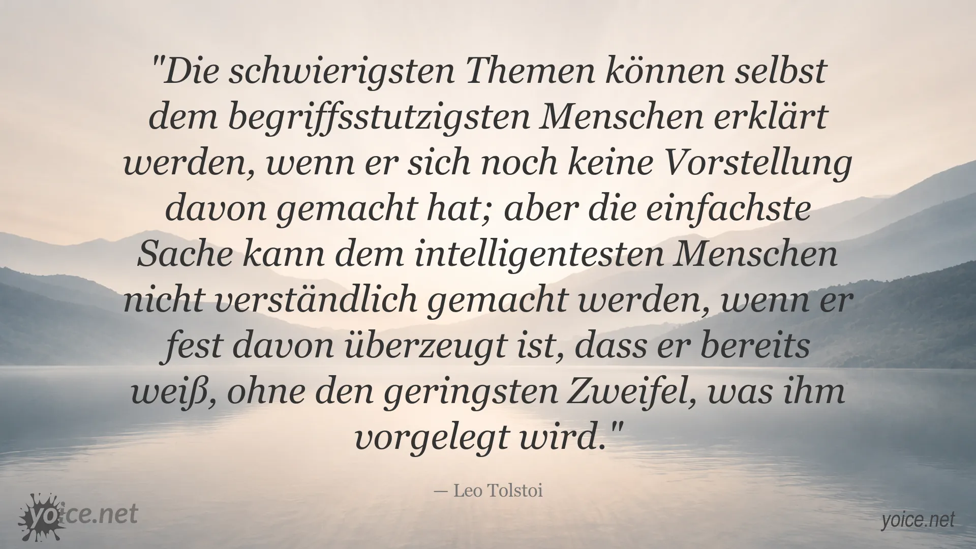 Inspirierendes Zitatbild von Leo Tolstoi über Verständnis, Wissen und Vorurteile