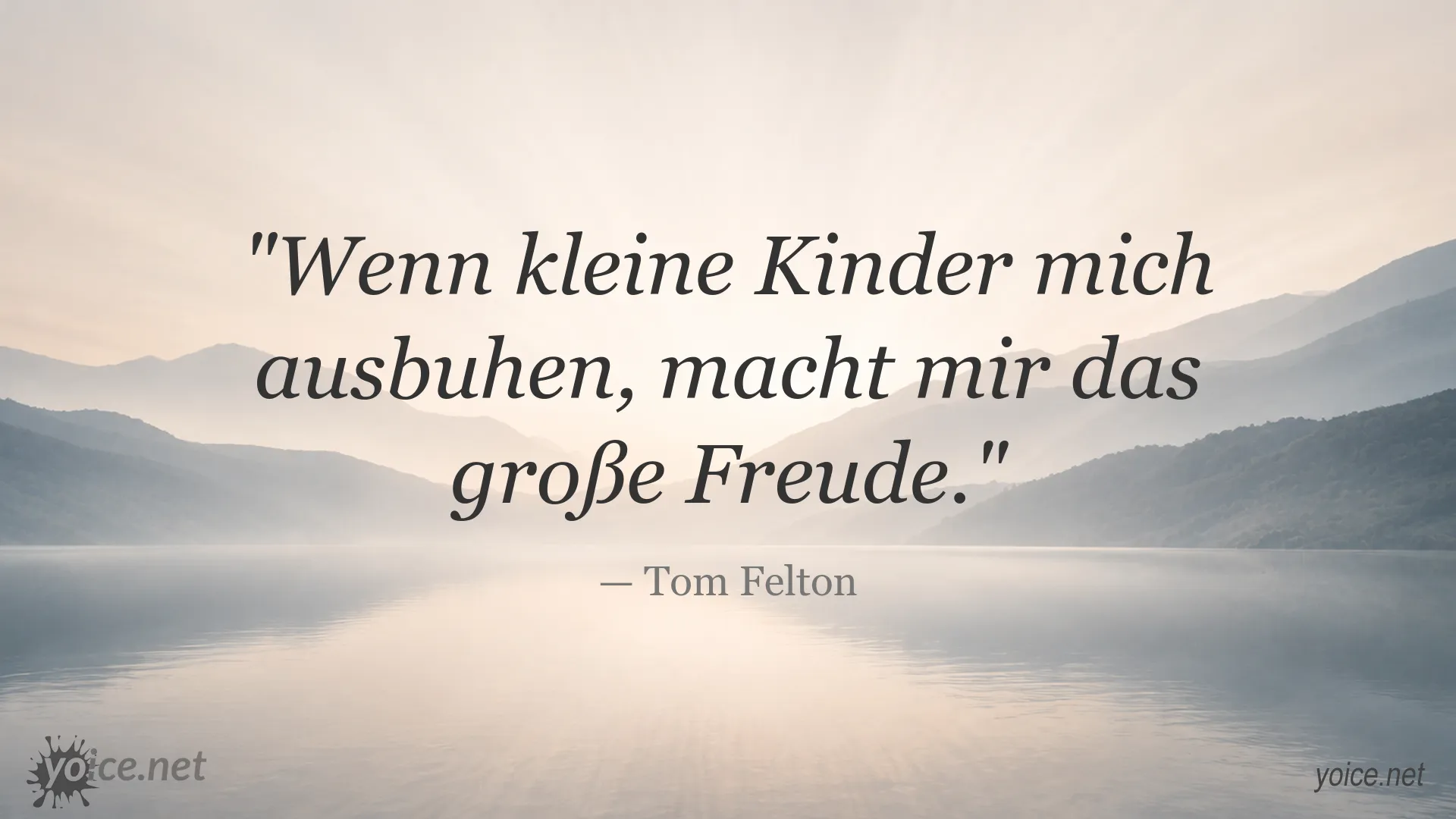 Zitatgrafik mit einem Zitat von Tom Felton über kleine Kinder und Freude